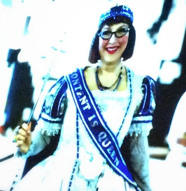 cat8canary's tweet photo. Content queen Lynda receives a well deserved standing ovation from #cccotc14 http://t.co/nmkswxAR7y
