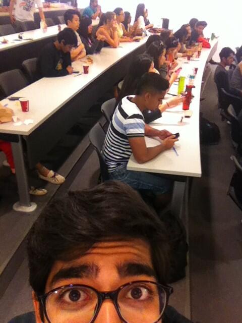 There's people here. #fedsslr