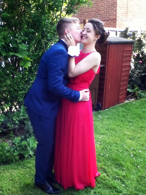 little_leenn's tweet photo. 💍 http://t.co/br3NOBMdtJ
