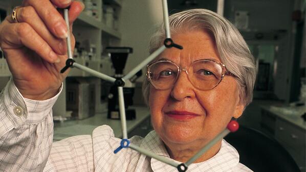 Jalopnik's tweet image. Stephanie Kwolek, chemist who invented Kevlar, has died jalo.ps/eyRD28f