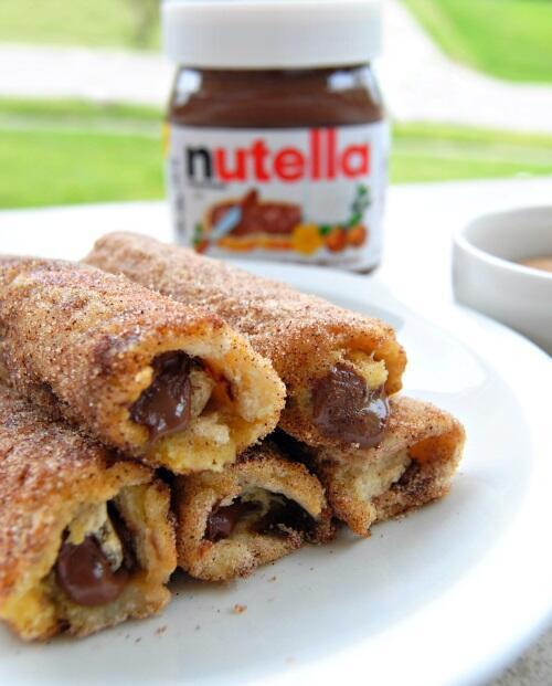 SpeakComedy's tweet photo. Who need's a relationship when you have Nutella French Toast Rolls http://t.co/eJXxFJEke5