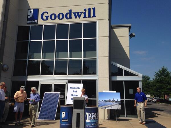 #putsolaronit! <a href="/sierraclub/">Sierra Club</a> #climatechange #solar #nashville #global