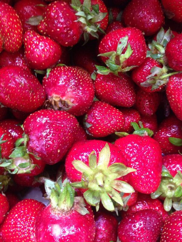 jamlady's tweet image. Making Country Strawberry!