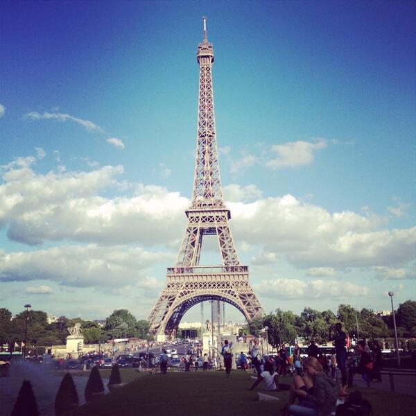 Paris is always a good idea! #loveparis <a href="/Llewellyn5555/">Llewellyn v. d. Berg</a> <a href="/Lorraine_vdb/">Lorraine vd Berg</a> <a href="/christiaantvdb/">Christiaan vd Berg</a> <a href="/CobusBerg/">Cobus van den Berg</a> <a href="/gerdivandenberg/">Gerdi van den Berg</a>