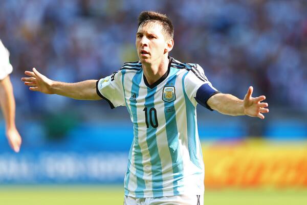 Messi celebrates his game-winning goal. (@BBCSport/Twitter)