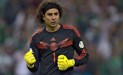 misterfutboI's tweet photo. Que gran mundial de los porteros latinoamericanos, todos.
Keylor Navas
Claudio Bravo
Memo Ochoa
Sergio Romero http://t.co/jUqLuL5bpk