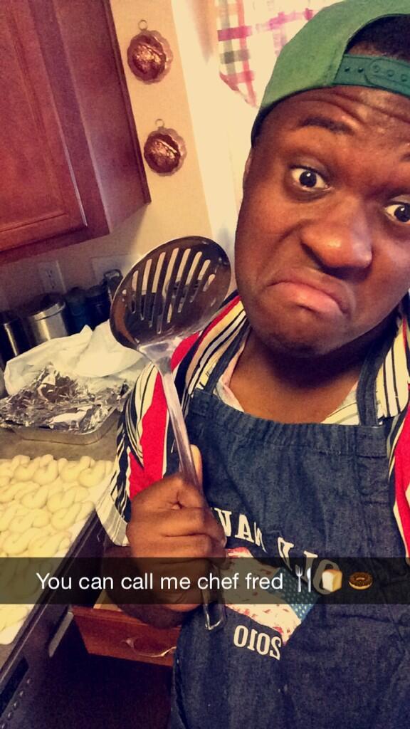 ShyPeddler's tweet photo. You all will now address me as Chef Fred ?????? http://t.co/5V3wOCN8Ln