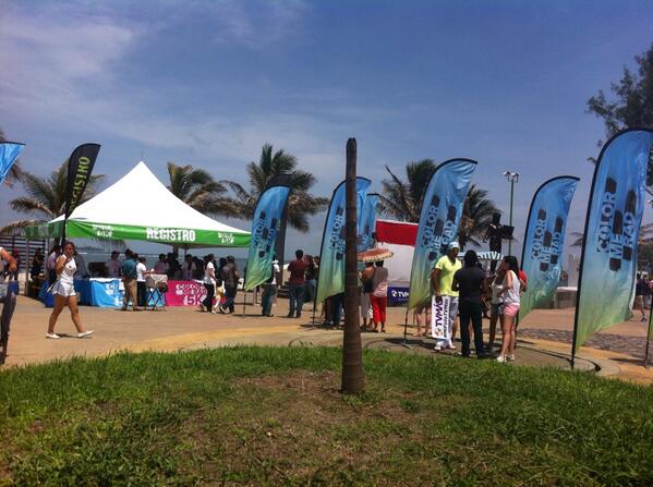 Text0s's tweet photo. Recogiendo mi Kit 🙌😎 #ColorMeRadVeracruz http://t.co/xyvHOkh64r