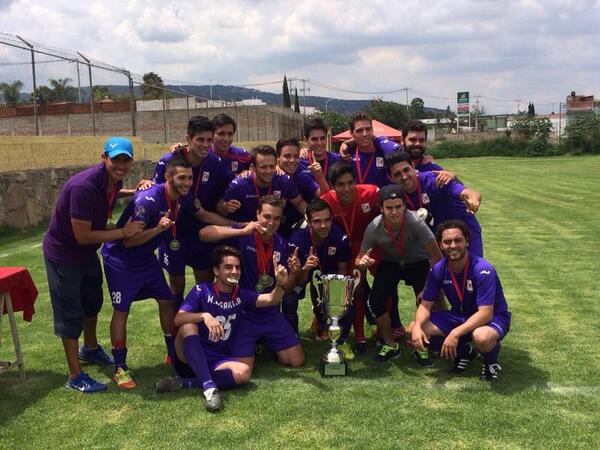 Providencia se corona de visita en <a href="/MulosFC/">Mulos FC</a> 5-2! #Grande #Campeón #MareaMorada @copa_premiergdl #CopaSabatina