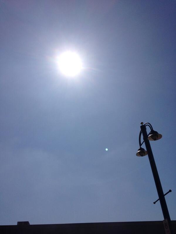 Unbelievable weather down here <a href="/LakeAveLive/">Lake Ave Live</a> tent in Canal Park. Music starts soon. We're on at 5. #GrandmasMarathon