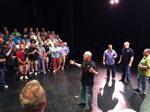 Getting ready for the big show!  David Wright shares some wisdom with @AmbofHarmony + Harmonizers combined chorus.