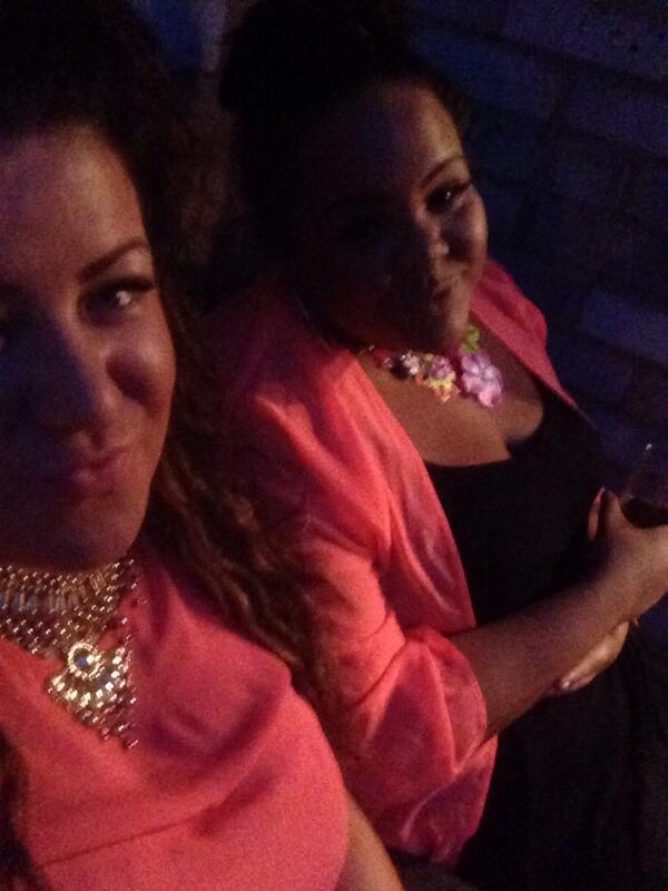 Twinnies <a href="/JessicaWighty/">Jessica Wight</a>