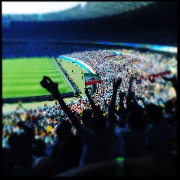 LatidosMundo's tweet photo. Nada como celebrar un gol de nuestro equipo. #Brasil2014 #Mundial2014 http://t.co/ykjzfxFB5S