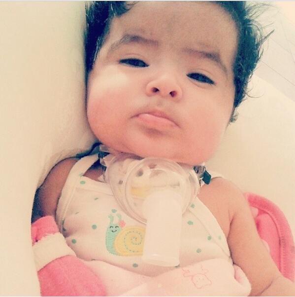 AdrianTutt_'s tweet image. My pretty girl #babylaela #firstniece