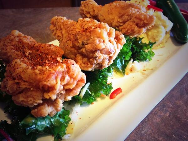 OkChef2School's tweet photo. Oven Fried Chicken Drummies- 
#schoolfood=coolfood #lunchboxcuisine w/ Kale Slaw &amp; Deviled Egg Salad http://t.co/kd5x2qH96w