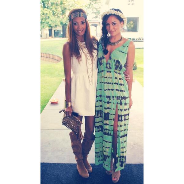 laurinemeyers's tweet photo. A big shout out to my bestie @_Mowgli__ for her amazing Bday Party last night! Had a blast 🎉😘 #boho http://t.co/MrQDERUdb3