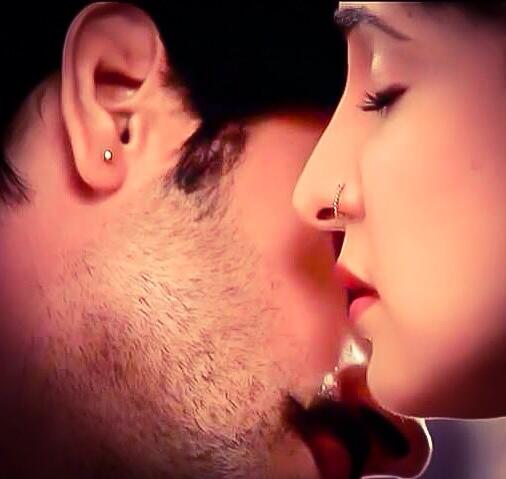 livingddreamx's tweet photo. #parud icons 5 @Rangrasiya_ @RangrasiyaFans @ravics3112 @032pierce @ayshaomar6 @Simikaur22 @ColorsTV http://t.co/uEDPAJwTpC