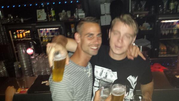 klaasdebles's tweet photo. Een prachtig avondje gehad in Amsterdam met een mooie overwinning van roadcrew #melkweg #amsterdam http://t.co/gV1Trtdhrn