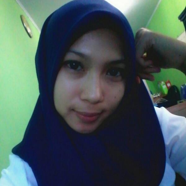 dewip906's tweet photo. #hijap beautifull.. love http://t.co/ECFxHmv8p0