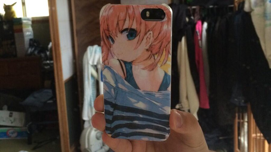 Iphone用にアニメ 映画デザインなケースを自作する方法 Love Iphone