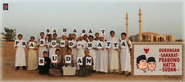 PKSsudan's tweet photo. Sahabat #PrabowoHatta Sudan :) @Prabowo08 @InfoPrabowo @pkspiyungan @PKSejahtera @pks_kreatif @PKSInggris @pksnongsa http://t.co/t9CsA9YhMS