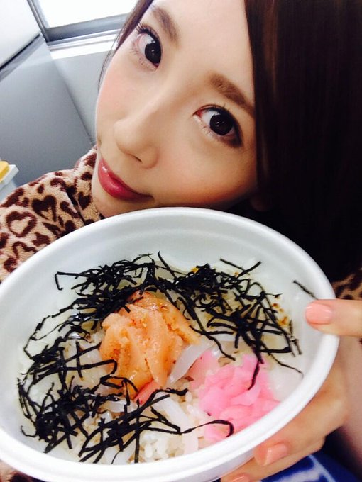 お昼ご飯♡ イカ明太子どーーーん♡ http://t.co/Qglt20OaNF