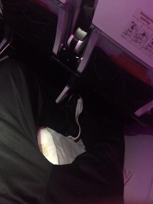 Bossabc_'s tweet image. Exit row 👌