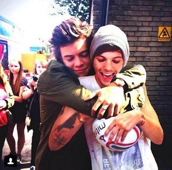 oned_loveone's tweet photo. dirさんはここに集合！！ #1D愛してる人RT
#1Dを心の底から愛している人RT #1Dが生きがいの人ＲＴ #DirさんはRT 

https://t.co/ntnvhNYALS