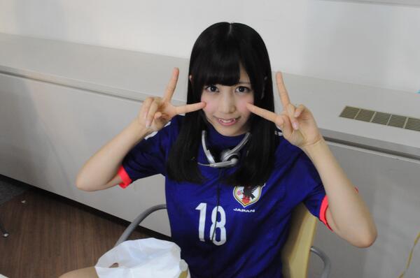 アイドルの穴 日テレジェニック 5位の市川咲ちゃん 彼女も見事にリベンジを果たしたでげすっ 今日はジェニック集合のブロマイドもご用意しているので 是非遊びにきてほしいでげす アイドルの穴 日テレジェニック Http T Co 5h2u4adii6 Http T