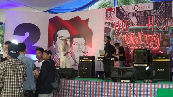 chitrasteven's tweet image. RT &quot;@RapPresent_ID: Performers lanjutnya dr TNG.. Big Buddy.. #supporthiphoplokal  #HipHopUnity  http://t.co/YUpt1SZl0w&quot;