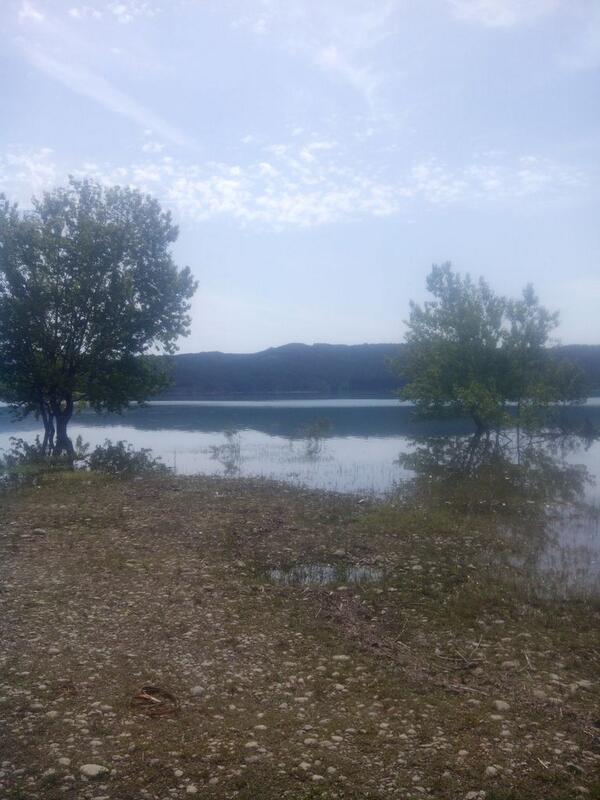 Cyn_mzn09's tweet photo. Hay "mañaneos" que llevan a sitios inimaginables @Silviagarcia06 Vivan!! http://t.co/TJuHf61QyR