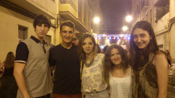 Javieribor's tweet photo. Zapadores!! @mireitapc @pplu96 @albarodriguez08 @eva_perez22 http://t.co/TQFK0qfh97