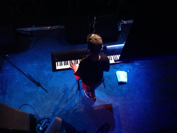 EightInBrackets's tweet image. Boundless 

(8)