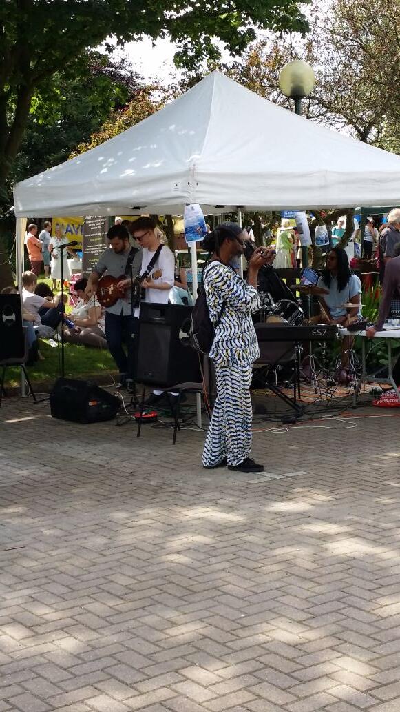 Beth_McCann_UK's tweet photo. @St_Somebody sounding great in the sunshine @overgatehospice this afternoon http://t.co/DkutrbrMjl