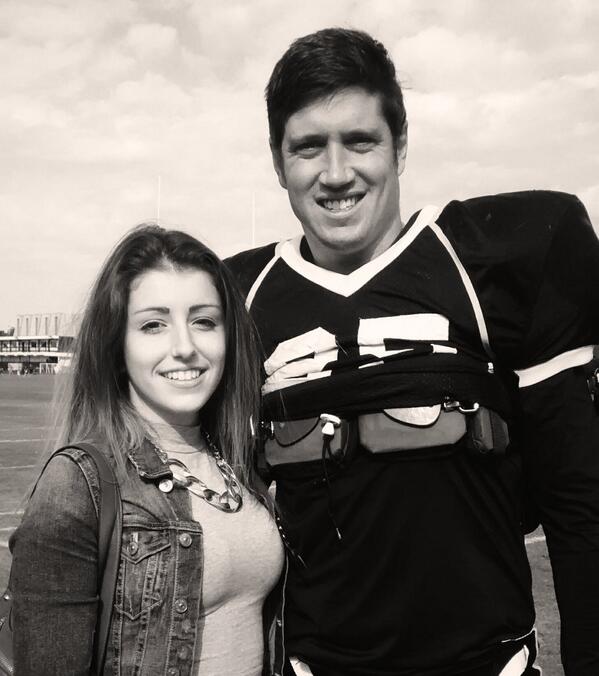 HotMiddlekim's tweet photo. Met Vernon Kay after watching him play, sick game 62-0 @OfficialVernonK http://t.co/JgHPJ6lvBL