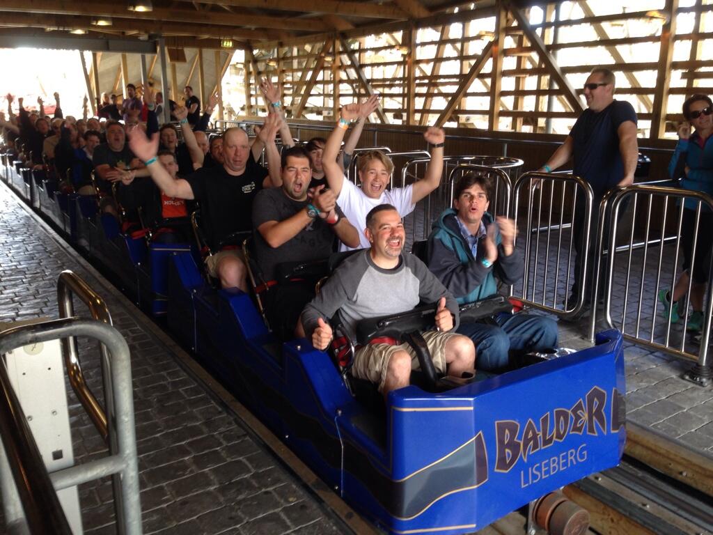 BqvB_rSCAAAKdNJ.jpg:large