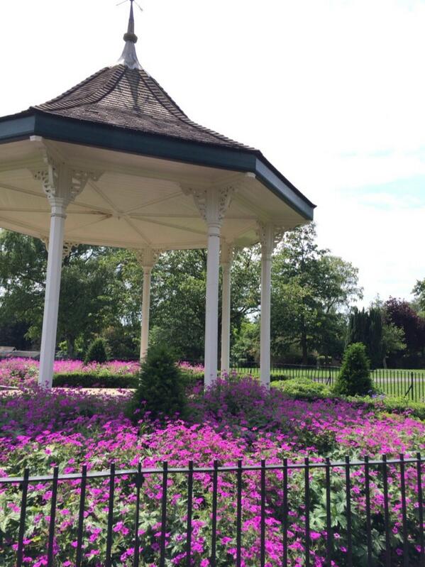 Join us on the recreation ground at 2:30pm #bandstand #brassonthegrass #pretty #sun #stamford #noeffect