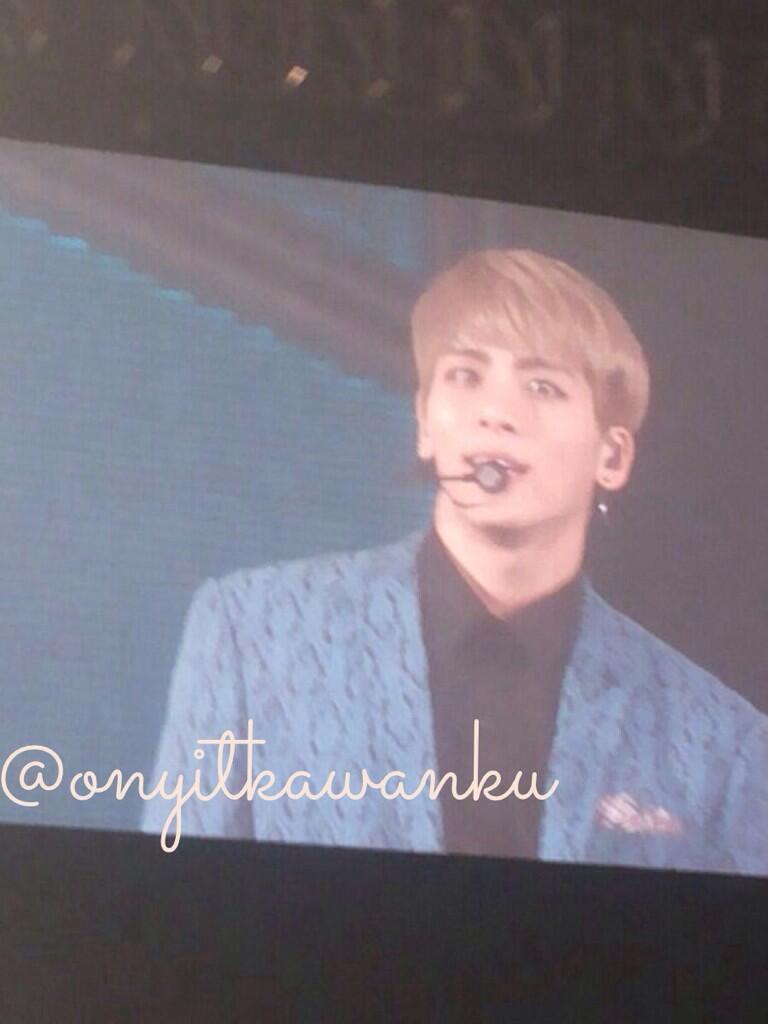 140622 Jonghyun @ SHINee World III en Jakarta  BqvK7V8CUAA9fOD