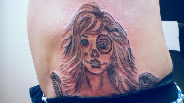 el_zombie88's tweet photo. http://t.co/XTIsUtAfMu