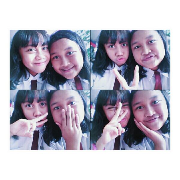 6Fabulous_'s tweet photo. #Pictofclass6F Aduh klian foto mulu deh😄 ngiktin jejak citra ya yg selfie dimanapun😝😸 @trianafebryanti  @Nanda_190 http://t.co/LaoSZ7Ze40