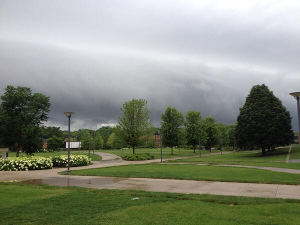 WrightADavid's tweet image. I just saw Noah and his Ark arriving for orientation! #drakeweather #drake2014 #drakeorientation