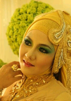 alysyarief's tweet photo. Tidak ada kata ragu sama sekali memprjuangkan penyanyi satu ini. Suara Khas,brhijab.BISMILLAH -JANJI HATI- @BuDhila_ http://t.co/IA2doeK5MC
