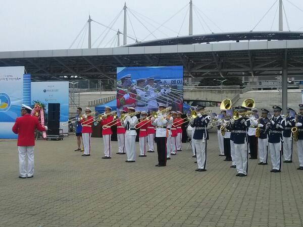 vision5003's tweet image. 오늘 오후 미스코리아 합숙소(산청 휴롬빌리지) 입소식 기념사진입니다

http:// m.callpia.co.kr/3717