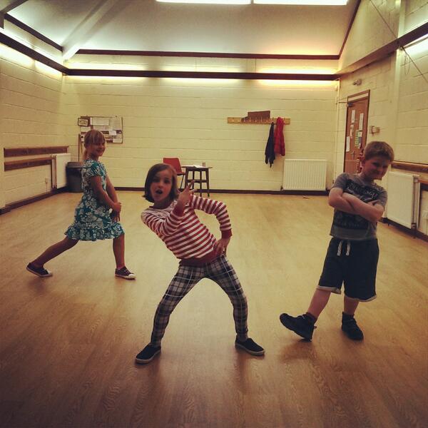 bravoperform's tweet photo. #wewillrockyou #bravoperformance http://t.co/nL1eT5EzrO