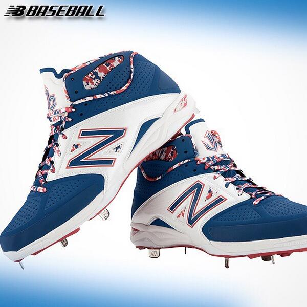 spikes new balance baseball