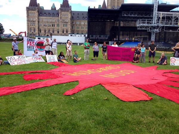 On accueille A Walk for Mother Earth à Ottawa, solidarité avec les luttes #nopipelines partout au Canada #polcan