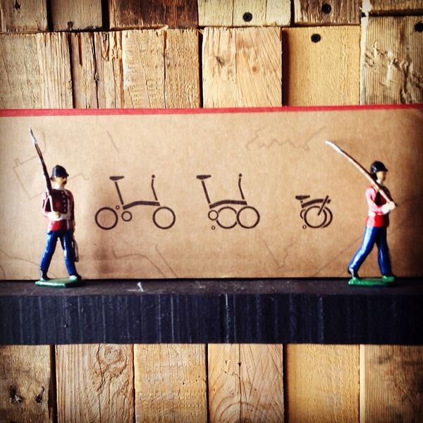 Ctrlbike's tweet photo. La realeza de las bicicletas plegables http://t.co/vMowDBMVVO