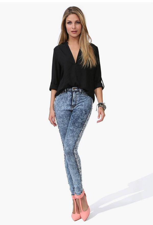 BoutiquesUnique's tweet image. blouse in stock soon! pre order yours now!