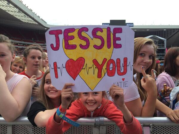 These <a href="/JessieJ/">Jessie J</a> fans can't wait for the final act of #NorthEastLive2014