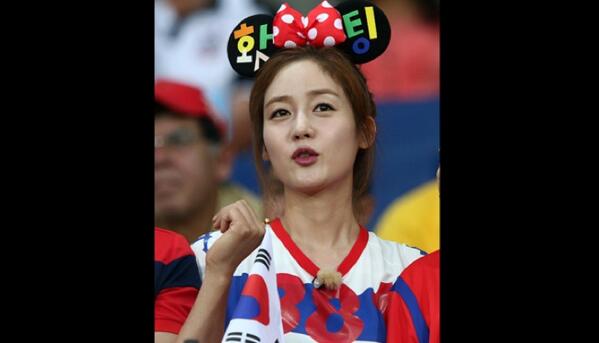 Jaa757's tweet photo. Korea vs Algeria (@ Porto Alegre Stadium) https://t.co/tTVr2JqI6j http://t.co/GK13zqSg6d